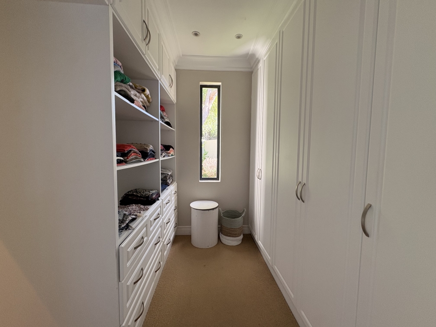 3 Bedroom Property for Sale in Constantia Western Cape